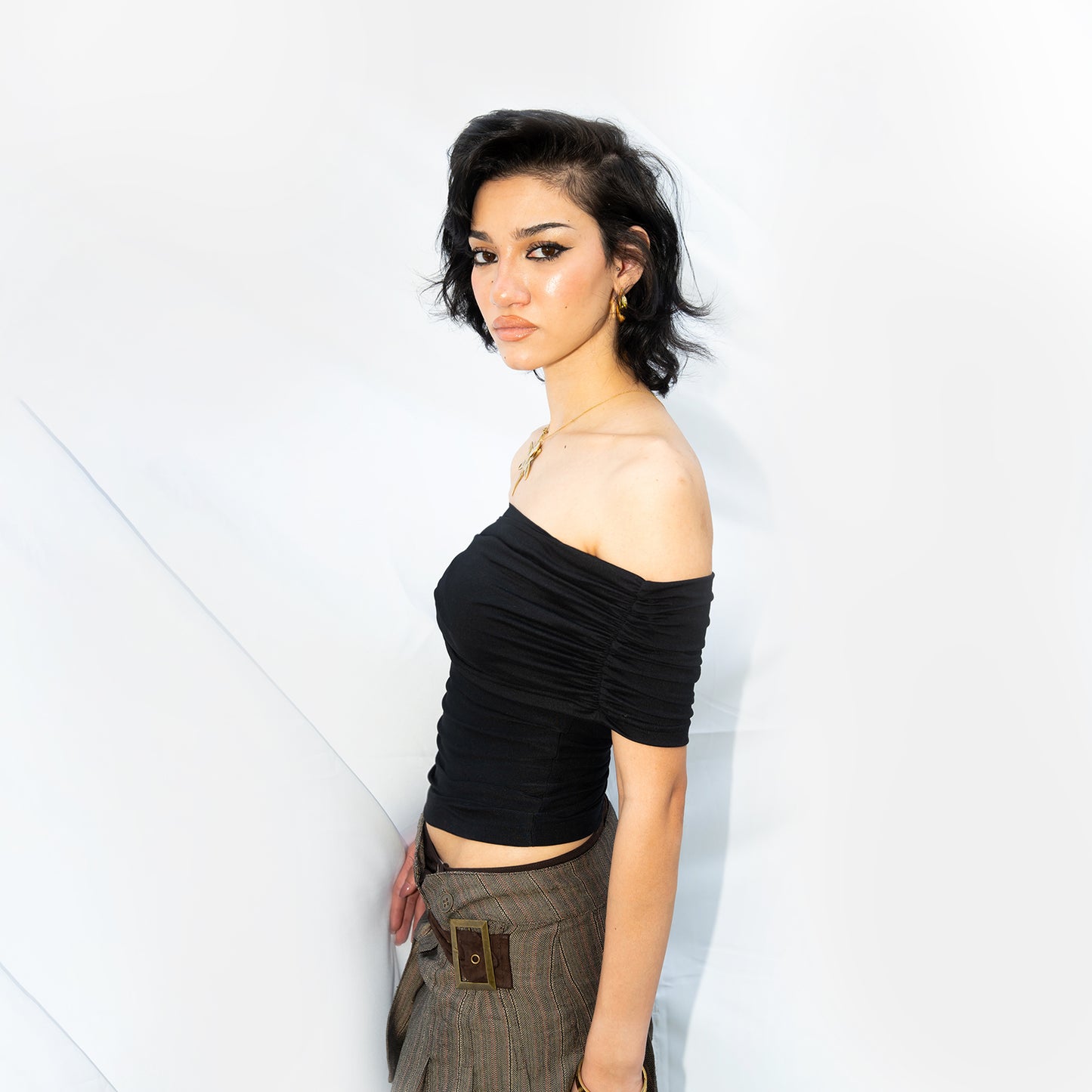 NOIR OFFSHOULDER