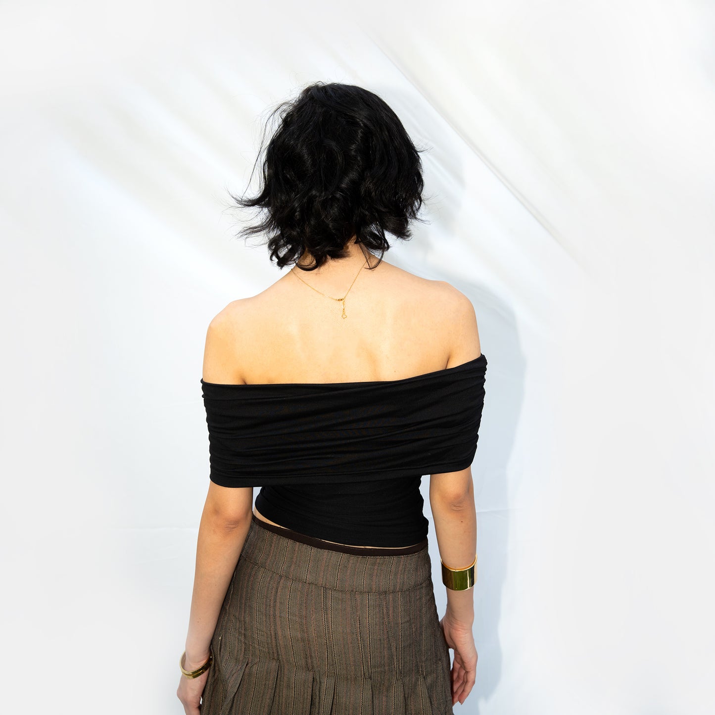 NOIR OFFSHOULDER